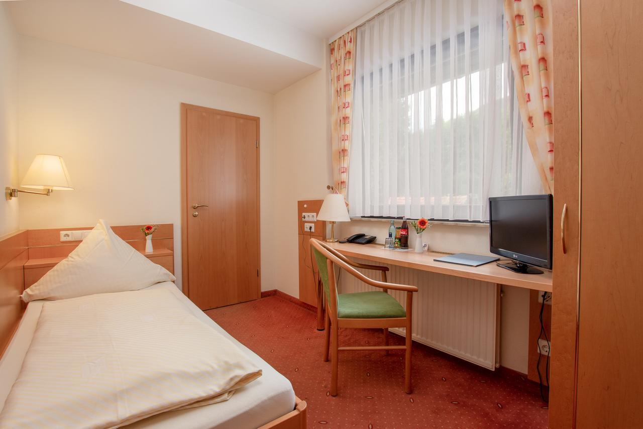 Zum Waldhorn Hotel Peterstal Luaran gambar